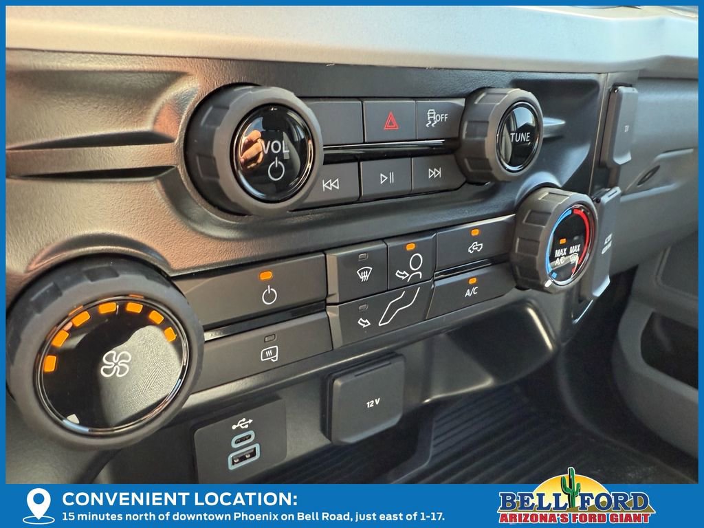 New 2025 Ford F550 4x4 Regular Cab Super Duty image 22