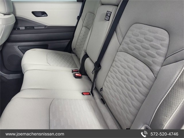 New 2025 Nissan Pathfinder SV image 23