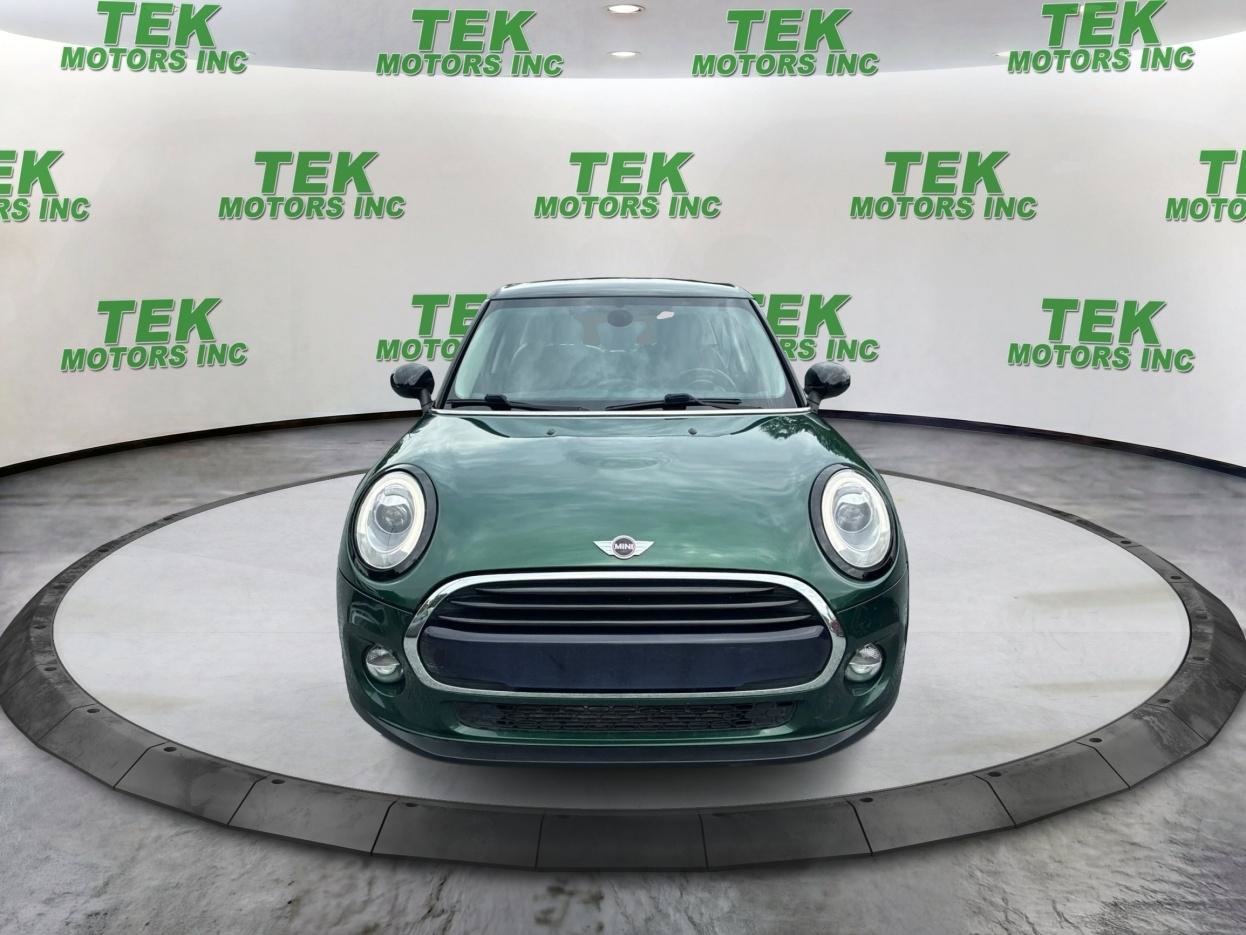 Used 2017 MINI Cooper 4-Door Hardtop FWD image 3
