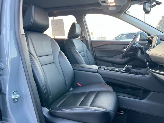 Used 2023 Nissan Rogue SL image 27
