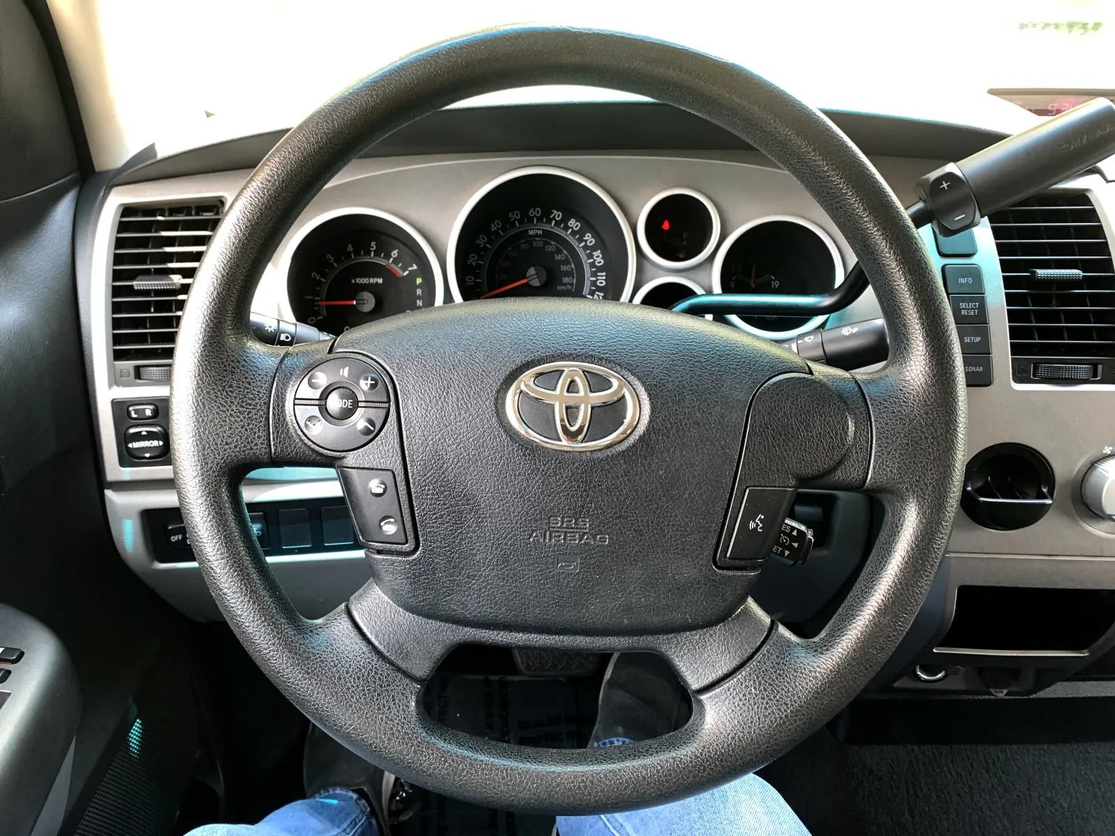Used 2013 Toyota Tundra 2WD CrewMax w/ Tow Pkg image 13