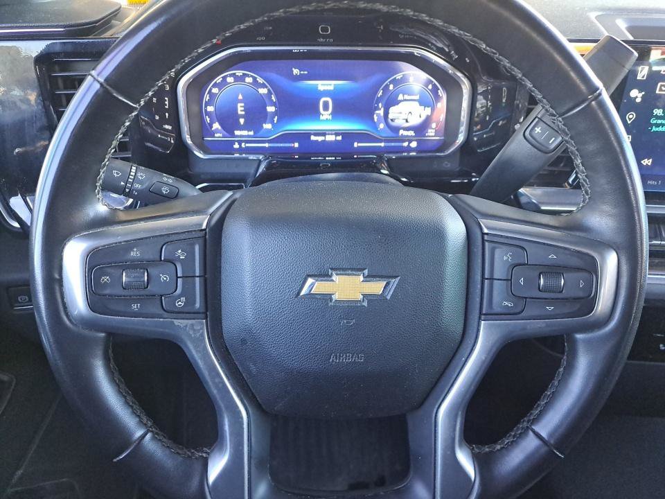 Used 2023 Chevrolet Silverado 1500 LT AWD/4WD image 24
