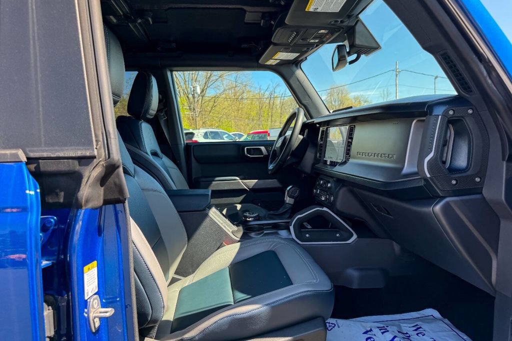 Used 2021 Ford Bronco First Edition AWD/4WD image 10