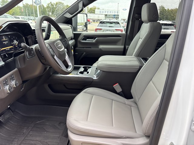 New 2026 GMC Sierra 2500 SLT w/ SLT Premium Package image 17
