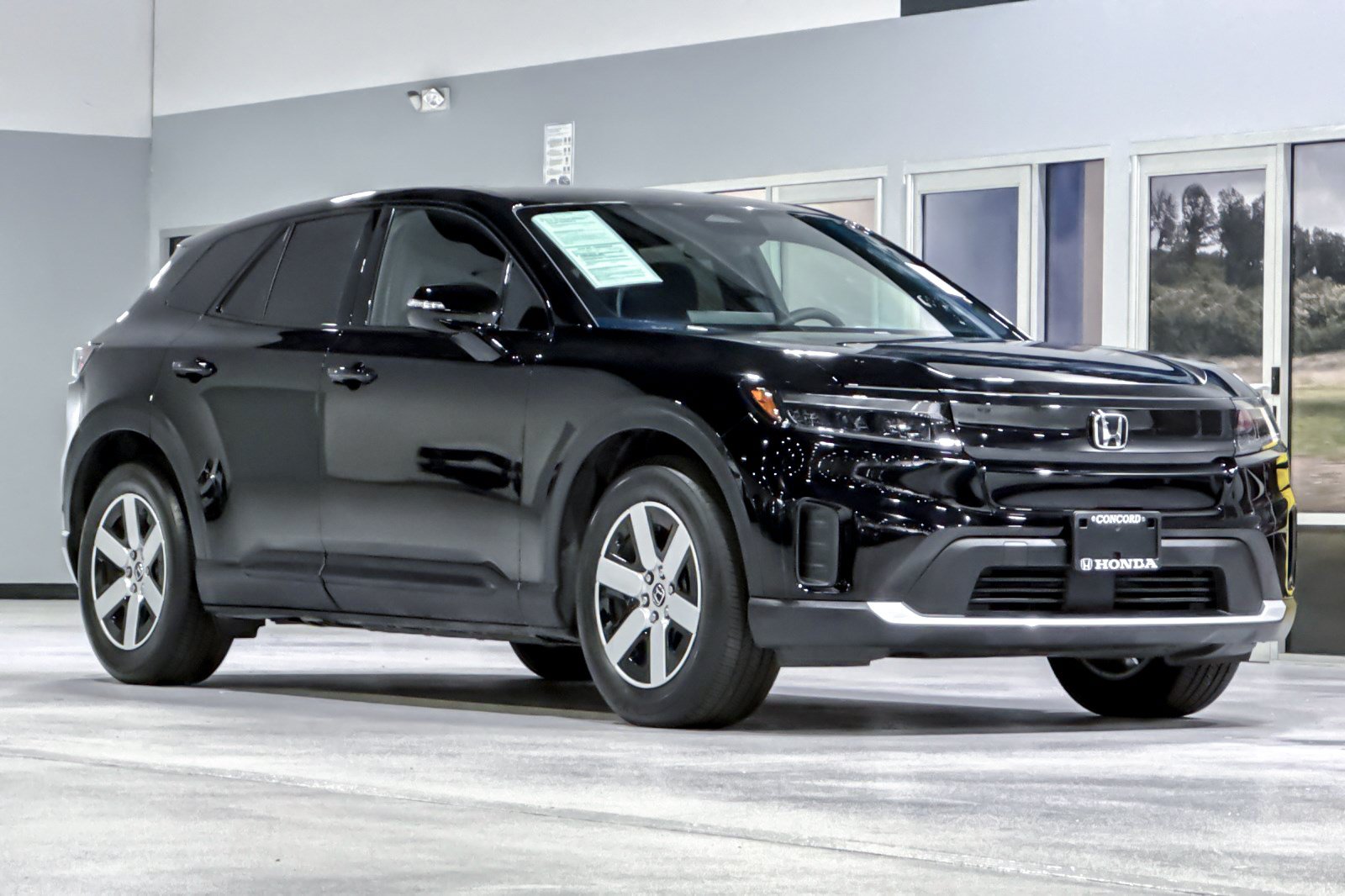 Used 2024 Honda Prologue EX image 7