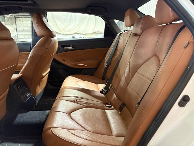 Used 2020 Toyota Avalon Limited w/ Advanced Safety Package FWD image 25