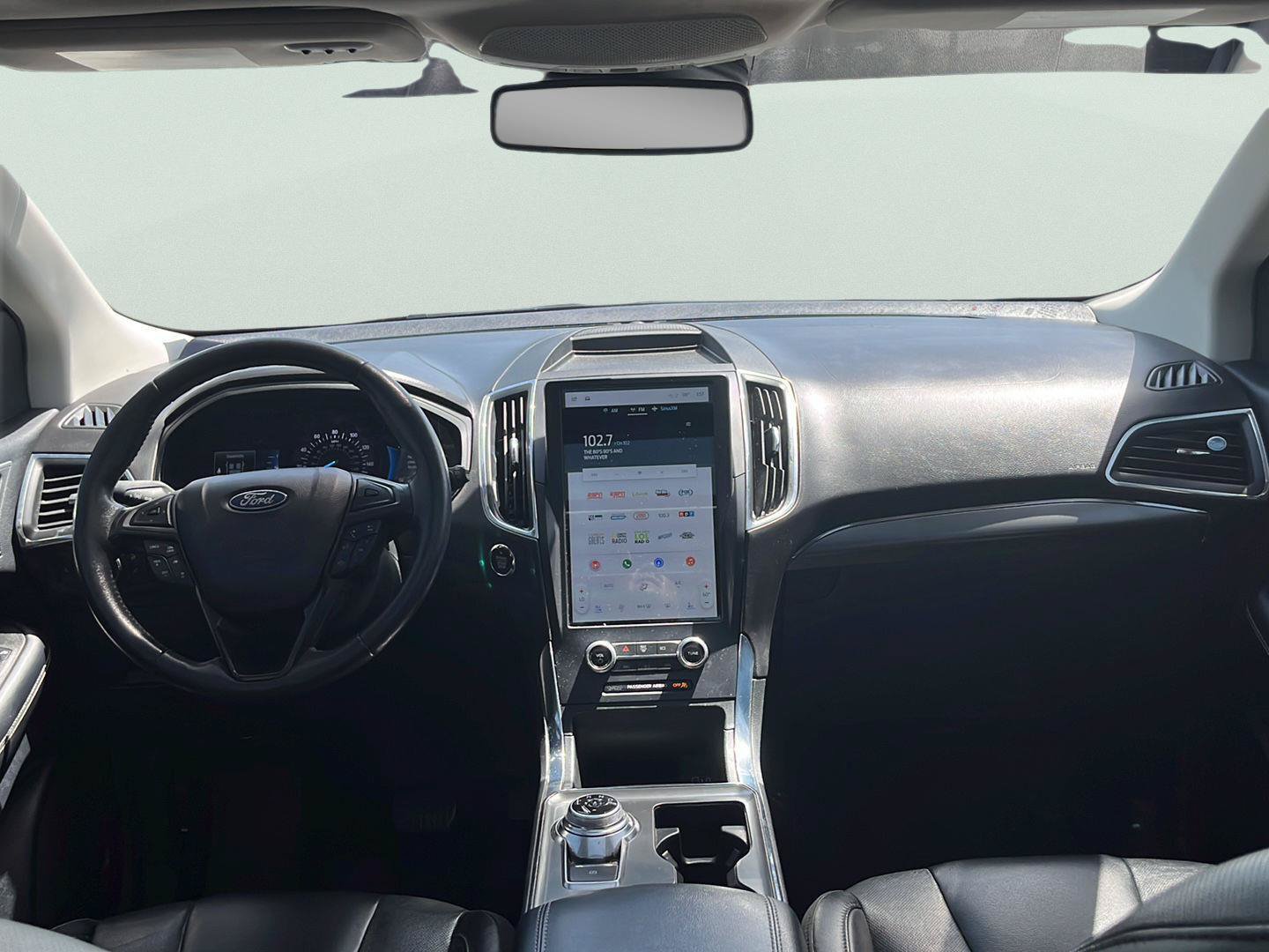 Used 2022 Ford Edge Titanium w/ Equipment Group 301A AWD/4WD image 18