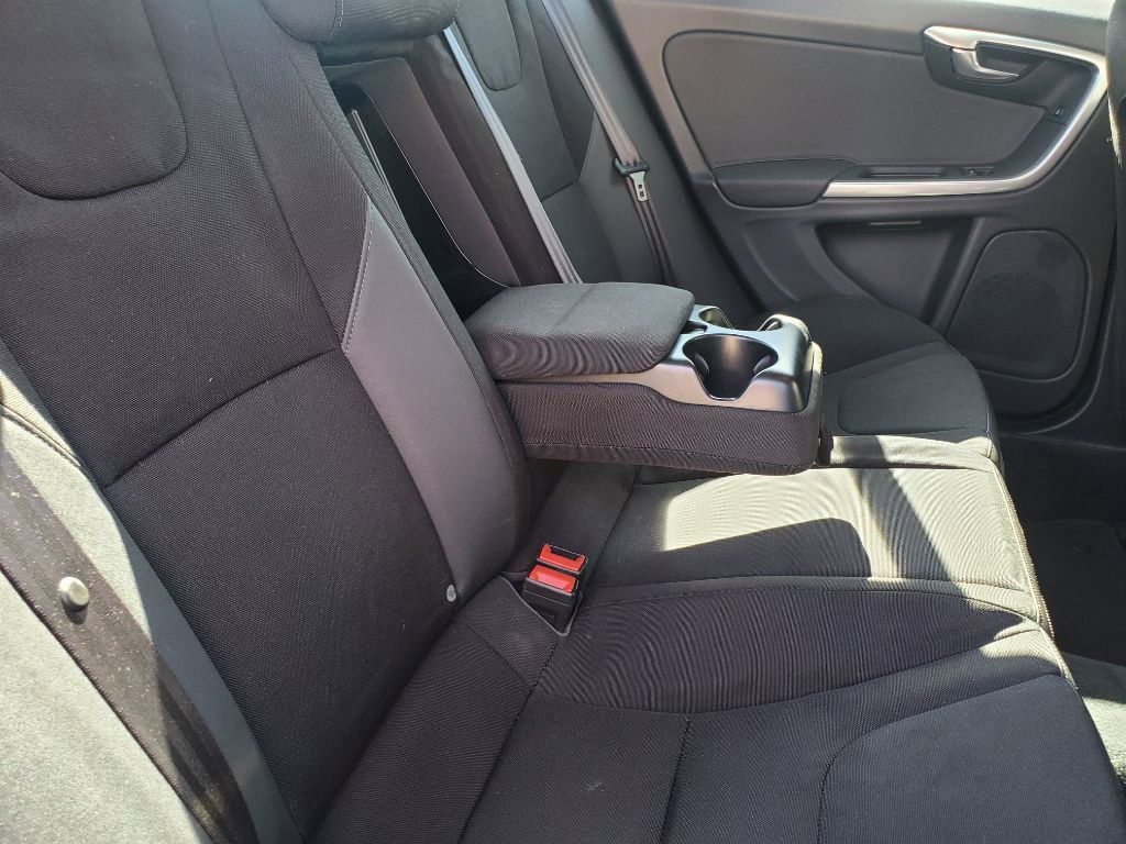 Used 2012 Volvo S60 T5 image 34