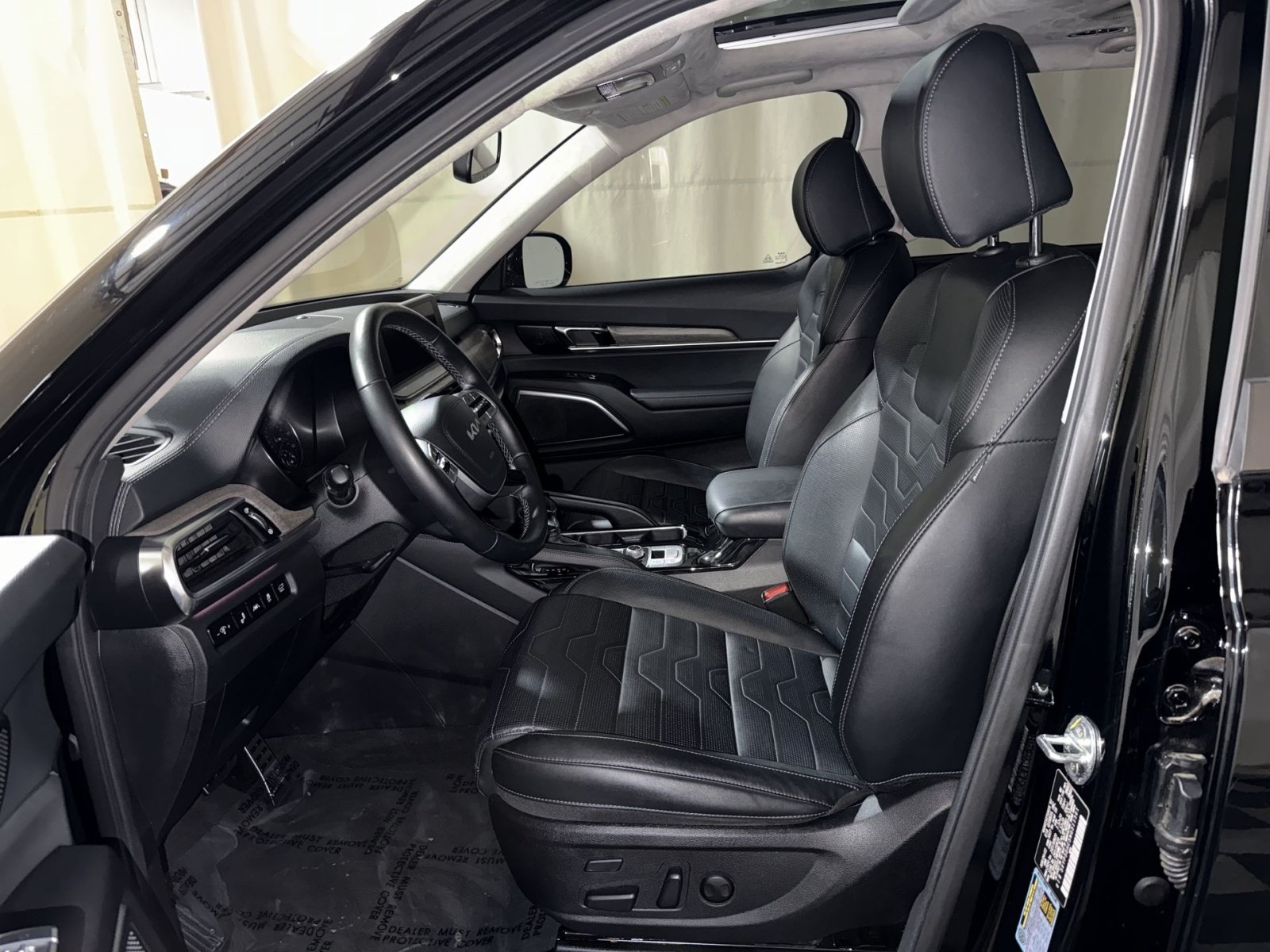 Used 2022 Kia Telluride SX w/ SX Prestige Package AWD/4WD image 18