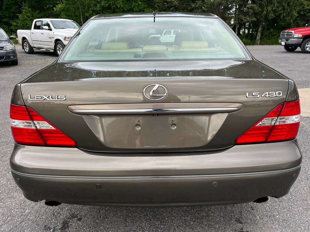 Used 2006 Lexus LS 430 RWD image 4