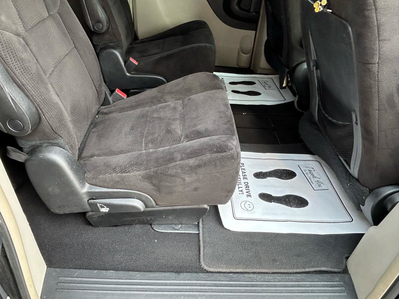 Used 2012 Dodge Grand Caravan Crew w/ Crew Value Pkg FWD image 11