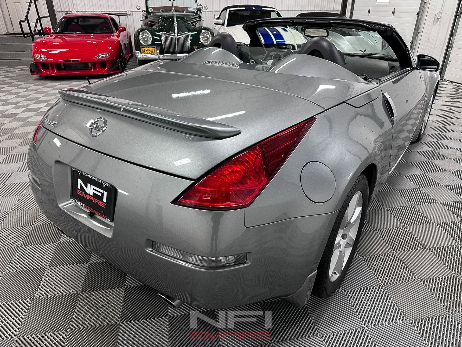 Used 2004 Nissan 350Z Touring image 10