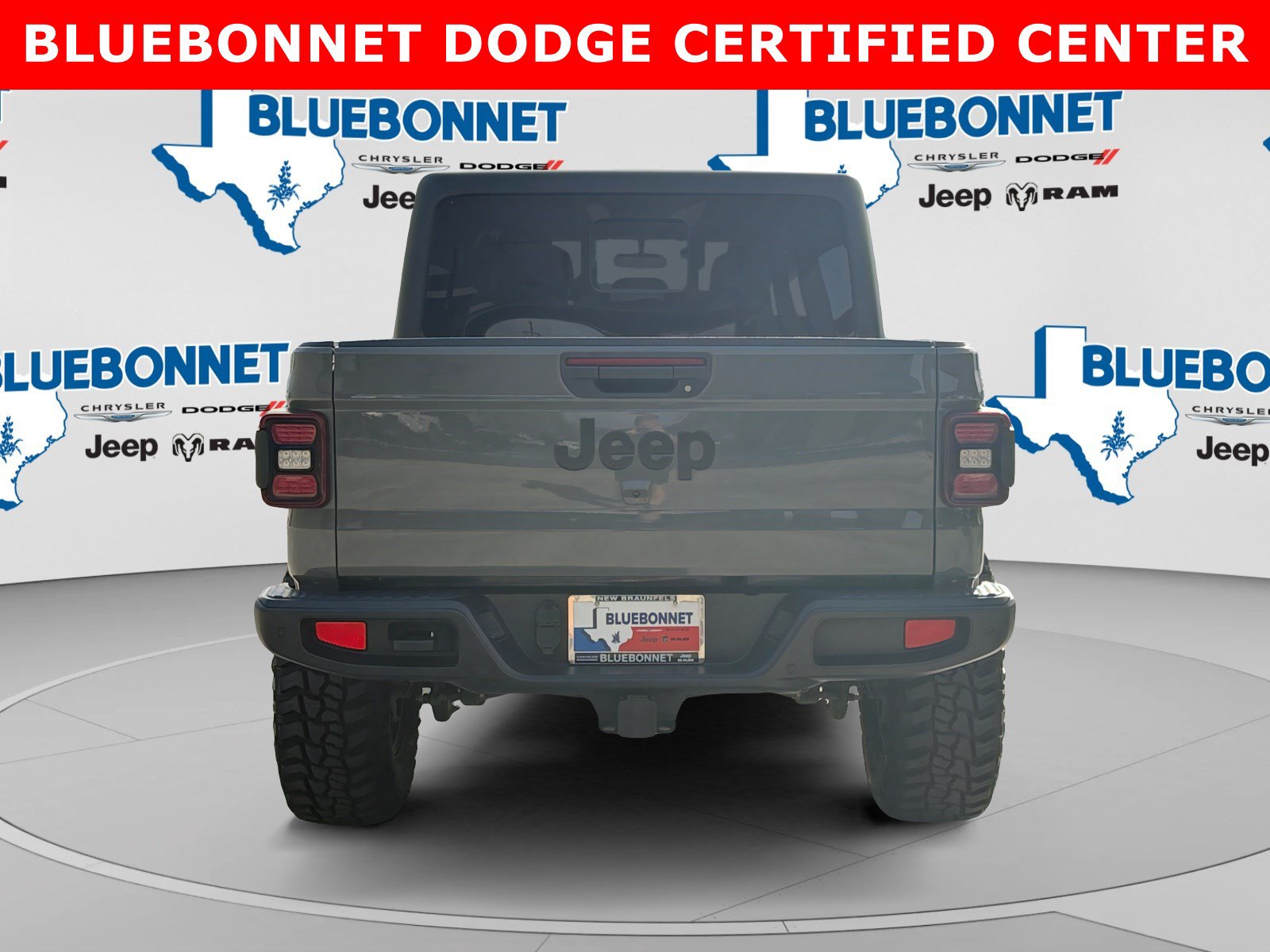 Used 2022 Jeep Gladiator Sport AWD/4WD image 6