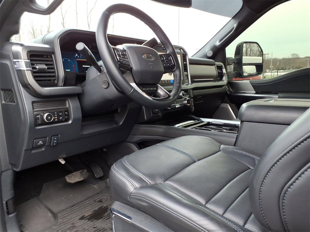 Used 2026 Ford F450 Platinum image 12