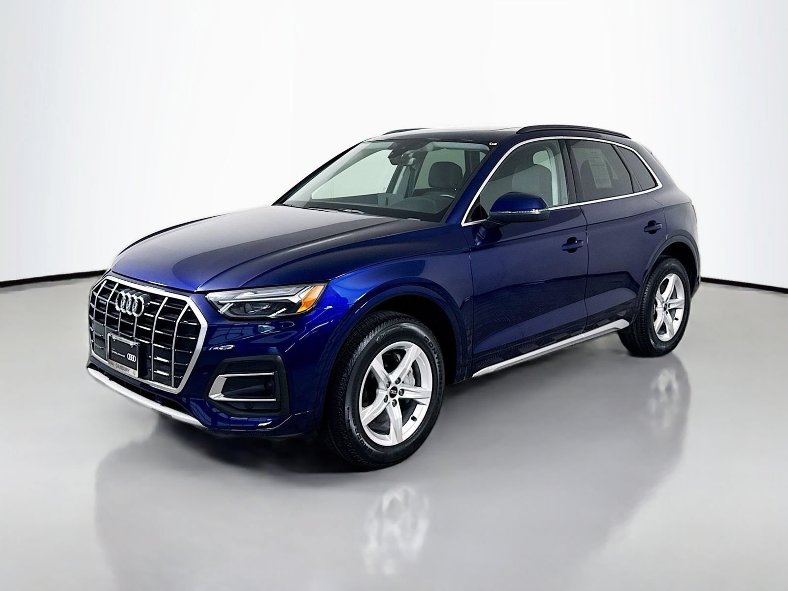 Certified 2023 Audi Q5 Premium Plus w/ Convenience Package