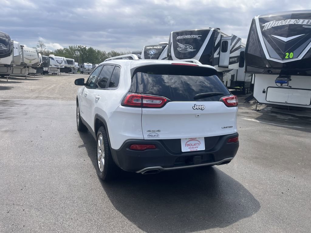 Used 2016 Jeep Cherokee Limited w/ Trailer Tow Group AWD/4WD image 8