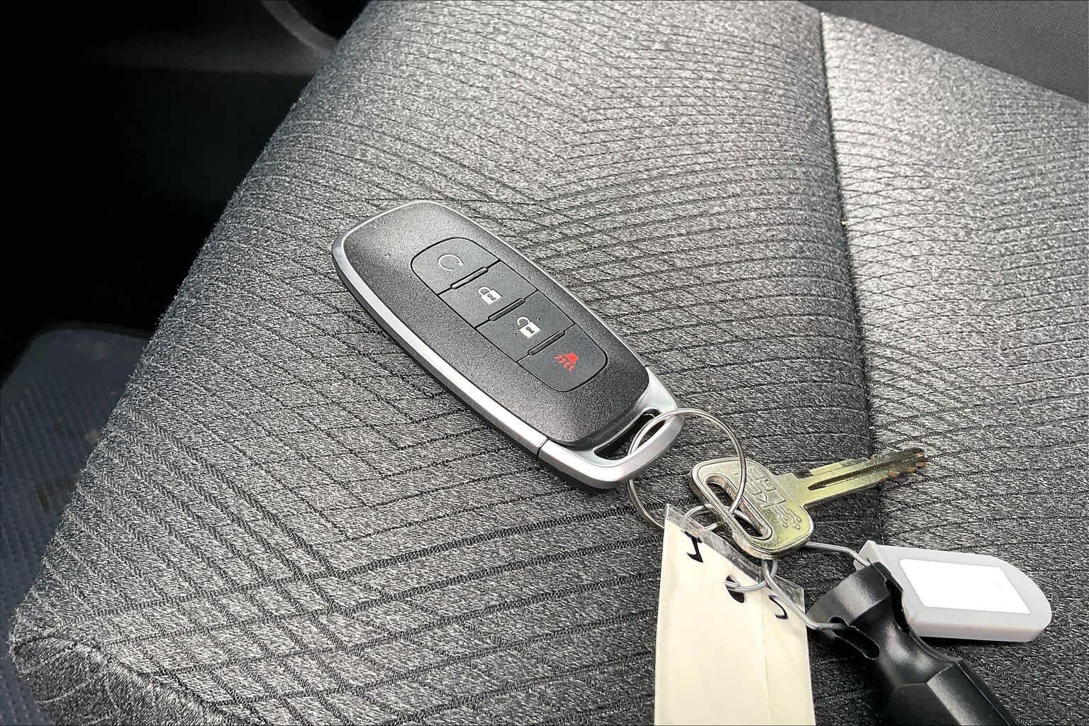 Used 2024 Nissan Rogue SV AWD/4WD image 11