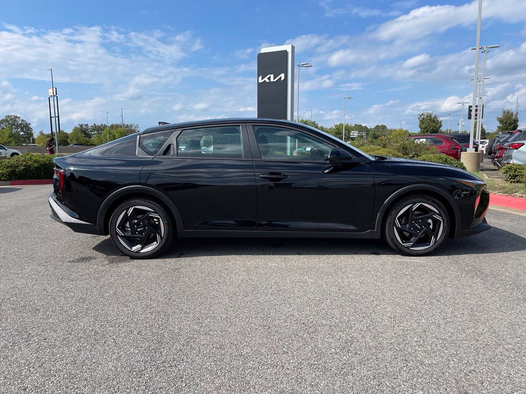 New 2026 Kia K4 EX FWD image 8