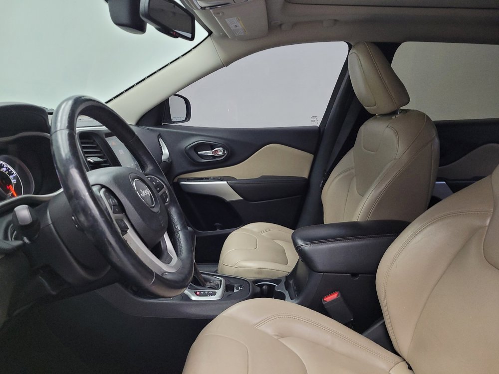 Used 2018 Jeep Cherokee Limited image 17