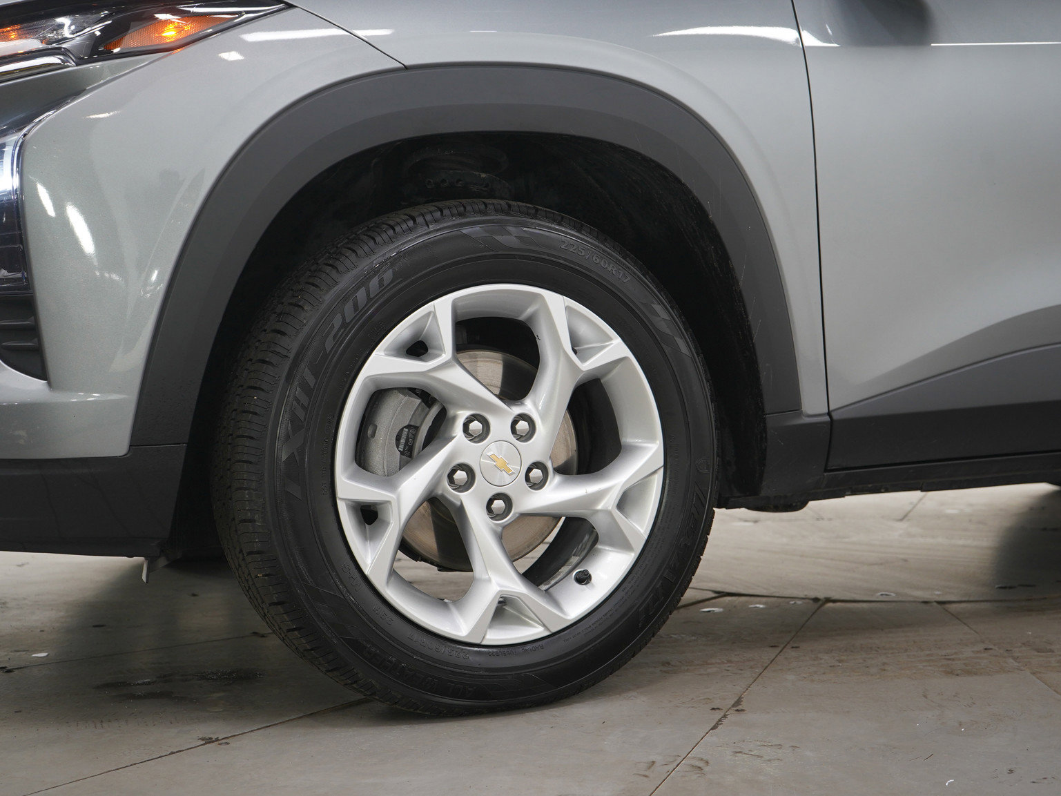 Used 2024 Chevrolet Trax LS w/ LS Convenience Package image 29