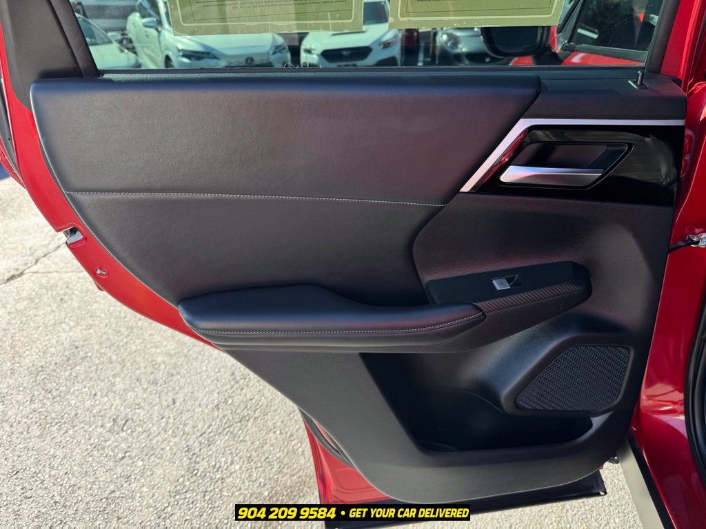 Used 2022 Mitsubishi Outlander SE FWD image 28