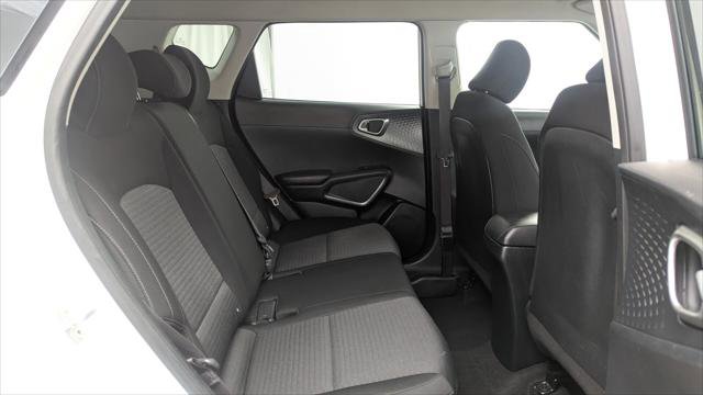 Used 2021 Kia Soul S image 19