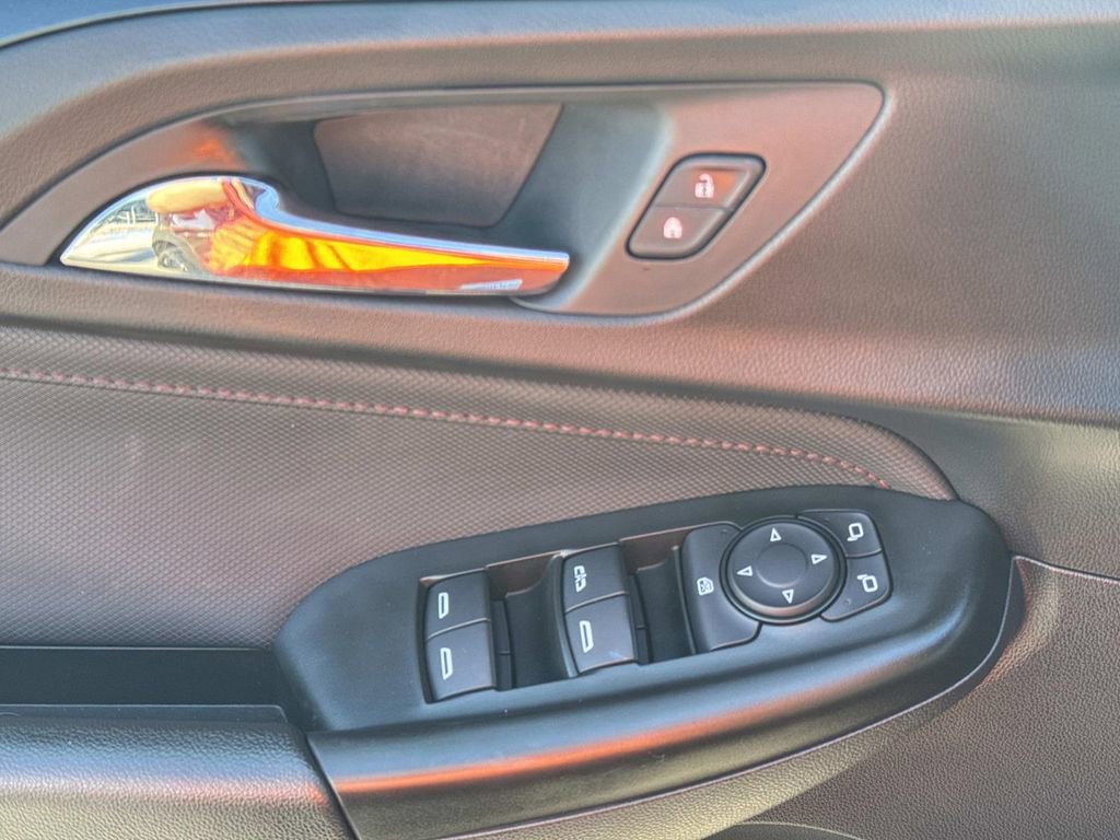 Used 2022 Chevrolet TrailBlazer RS w/ Technology Package image 19