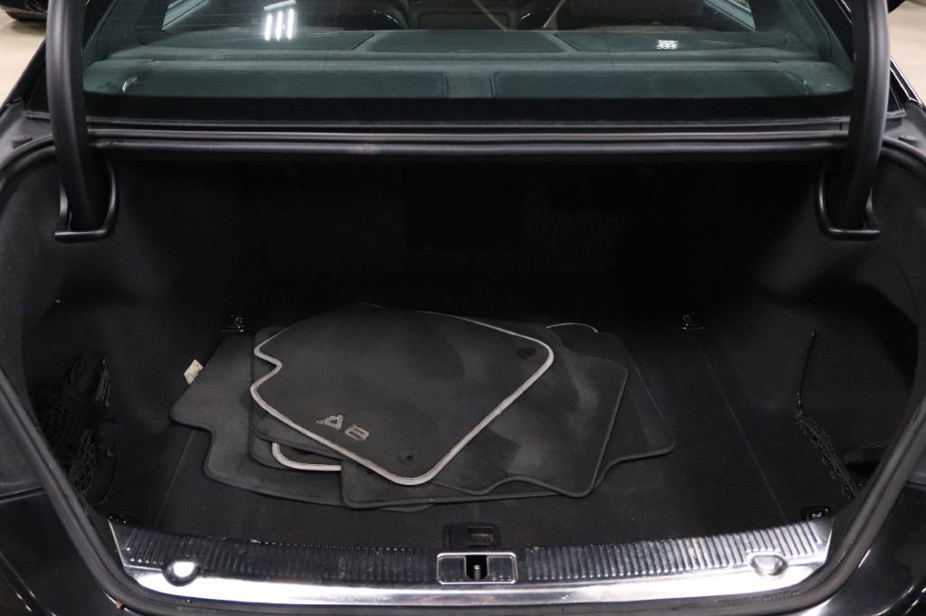 Used 2016 Audi A8 L 4.0T image 17