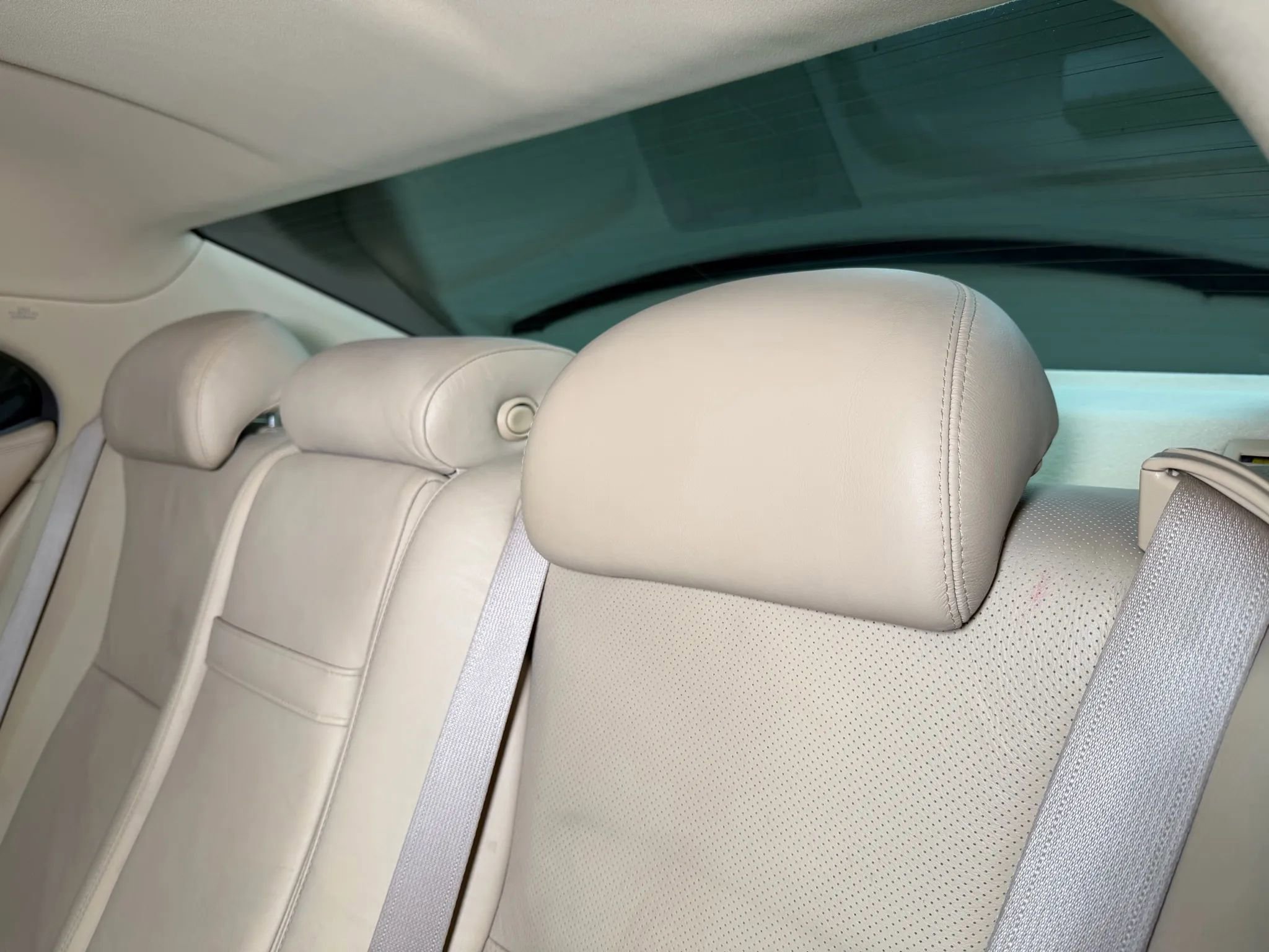 Used 2009 Lexus LS 460 AWD w/ Comfort Seating Pkg image 22