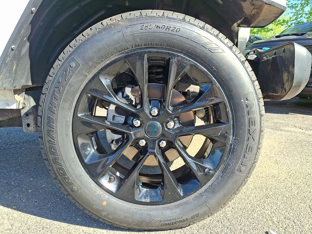 Used 2024 Jeep Wrangler Unlimited Sahara w/ Safety Group AWD/4WD image 8