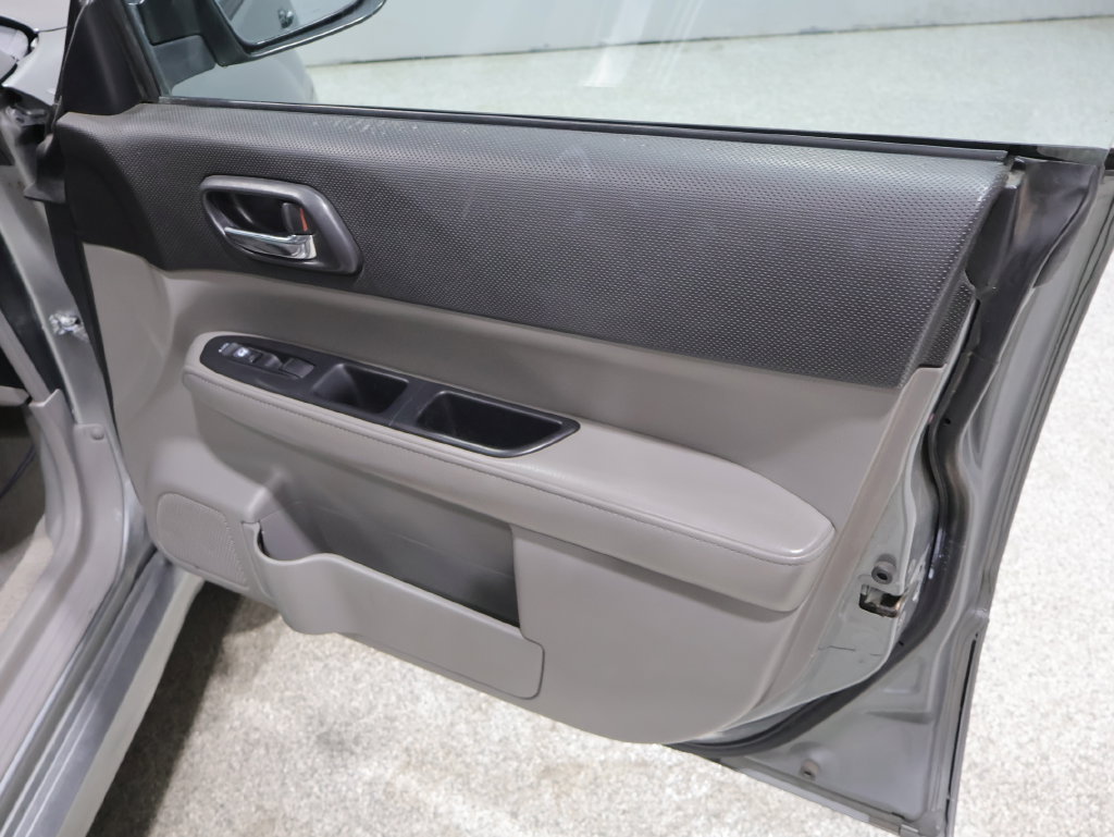 Used 2007 Subaru Forester 2.5X AWD/4WD image 25