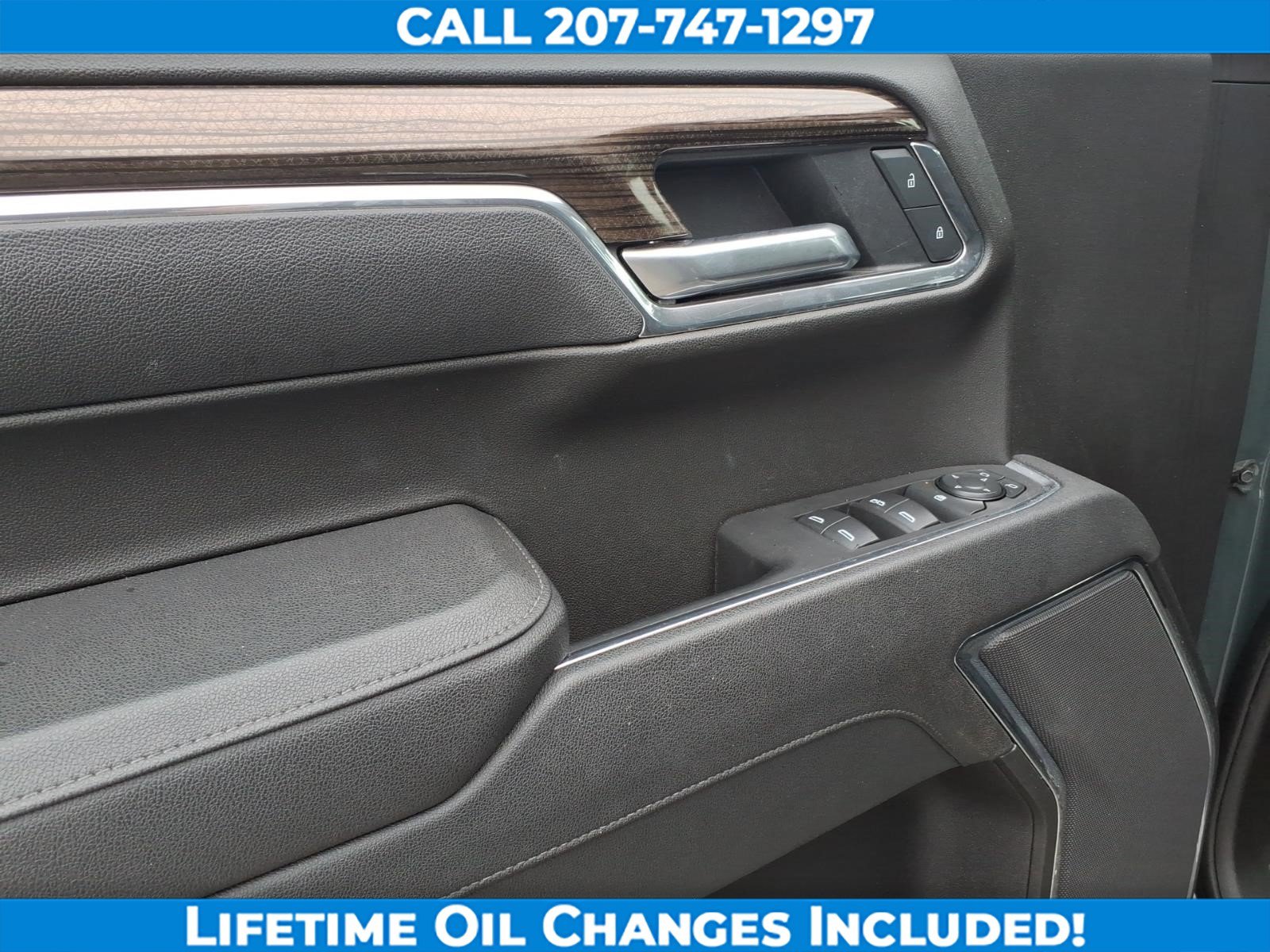 Used 2025 Chevrolet Silverado 1500 LT AWD/4WD image 11