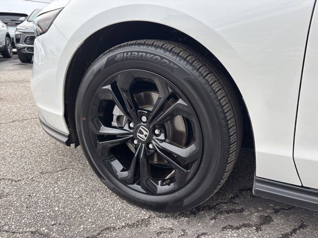 Used 2025 Honda Accord SE image 14
