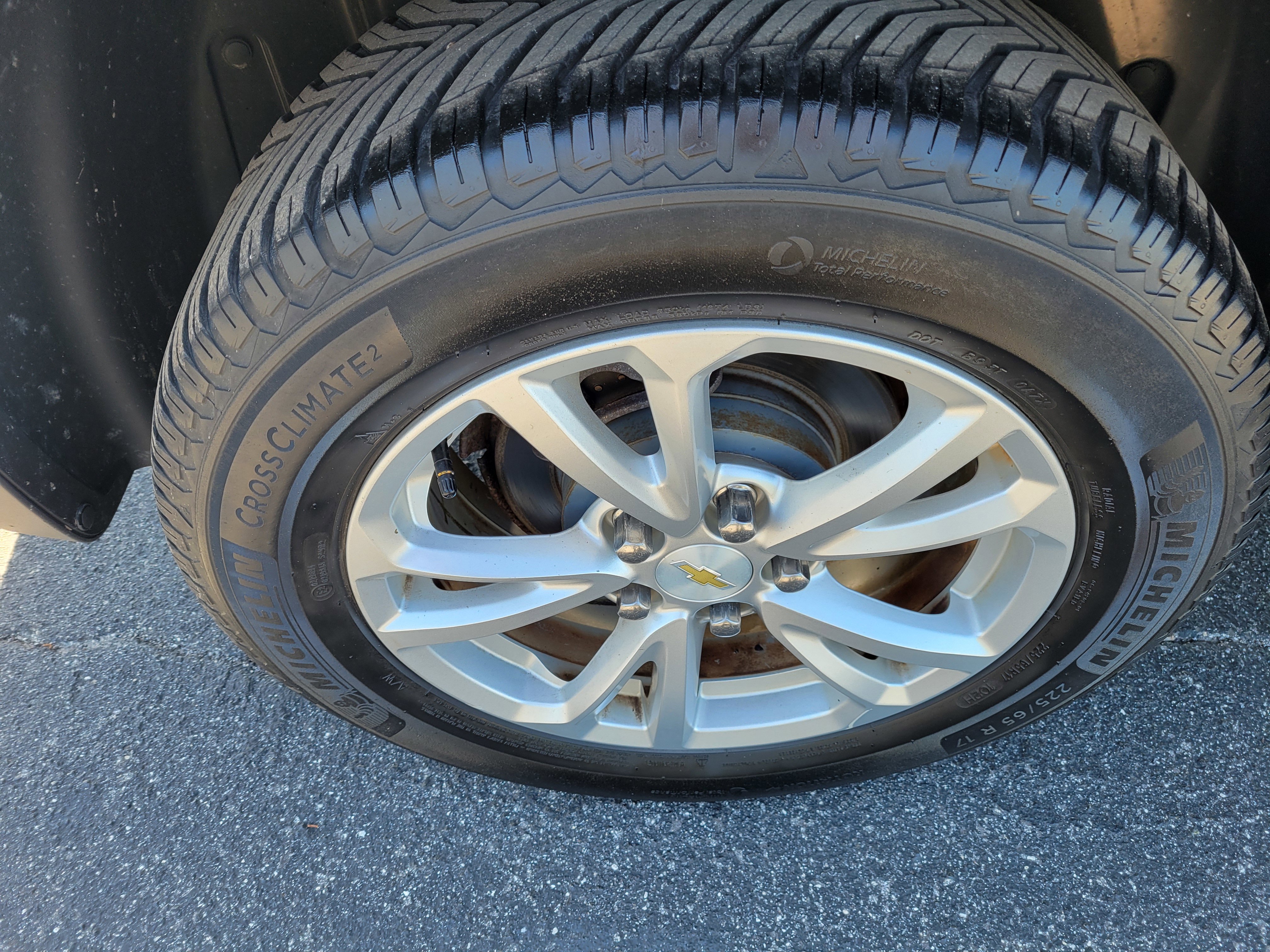 Used 2017 Chevrolet Equinox LT w/ Convenience Package FWD image 38