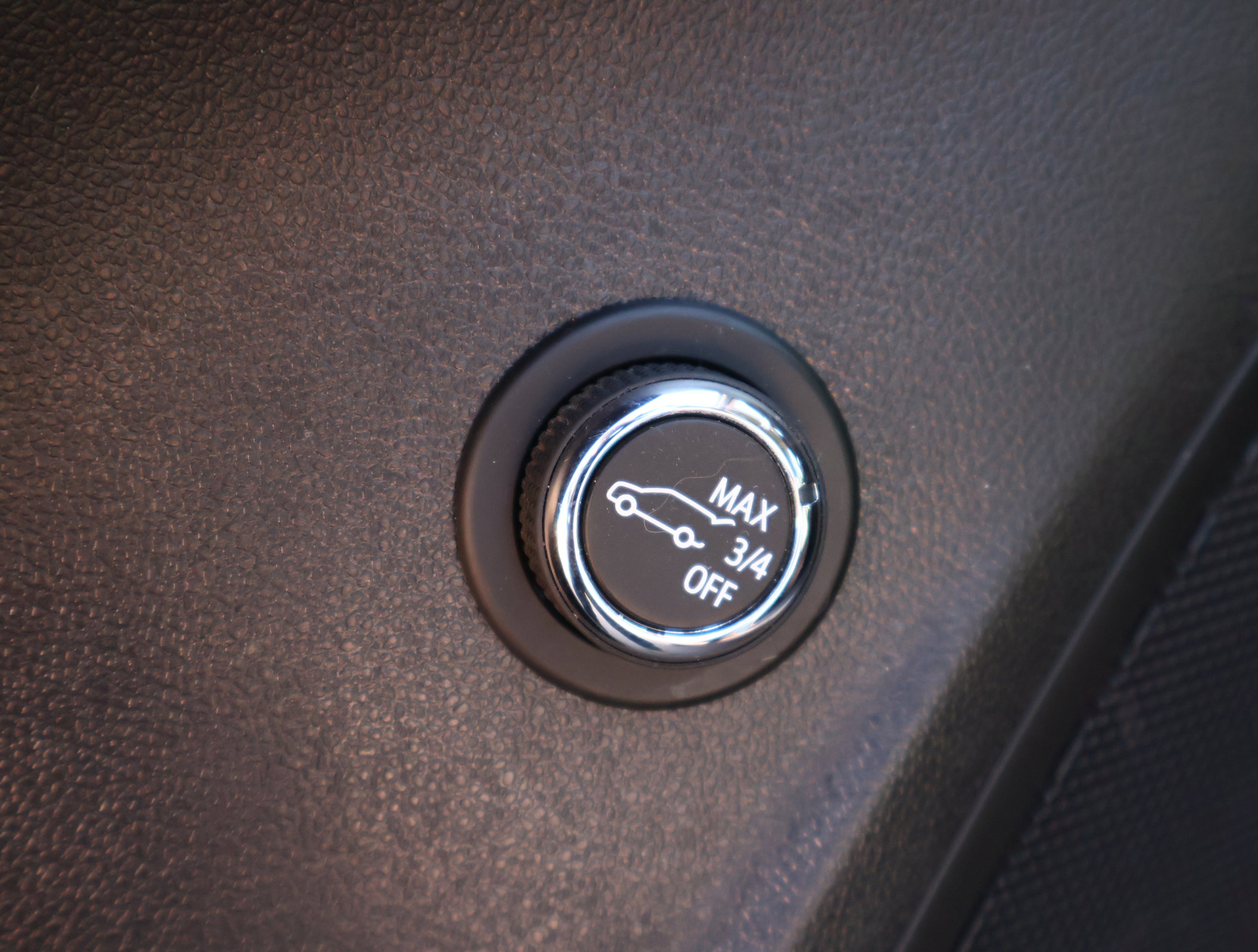 Used 2023 Buick Envision Preferred image 9