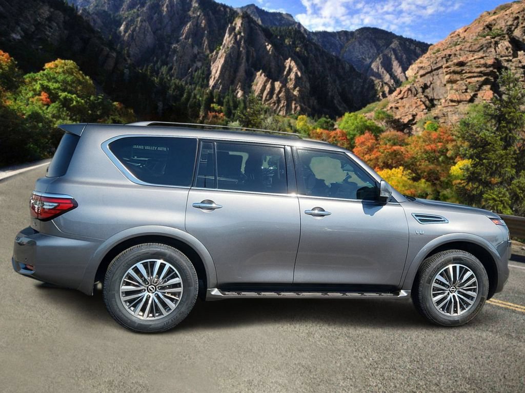 Used 2022 Nissan Armada SL w/ Captain's Chairs Package AWD/4WD image 2