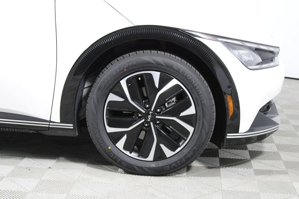 Used 2024 Kia EV6 Wind w/ Wind Technology Package RWD image 6