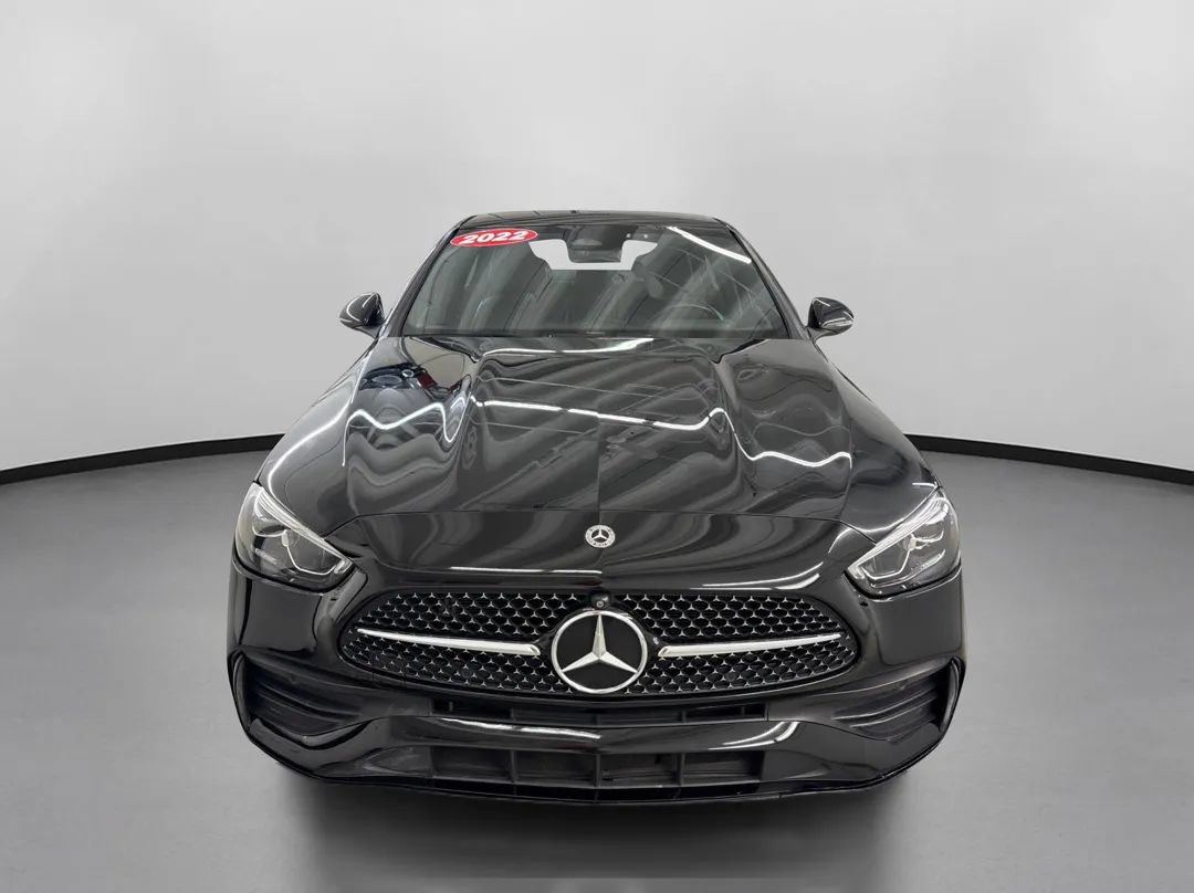 Used 2022 Mercedes-Benz C 300 4MATIC Sedan image 2
