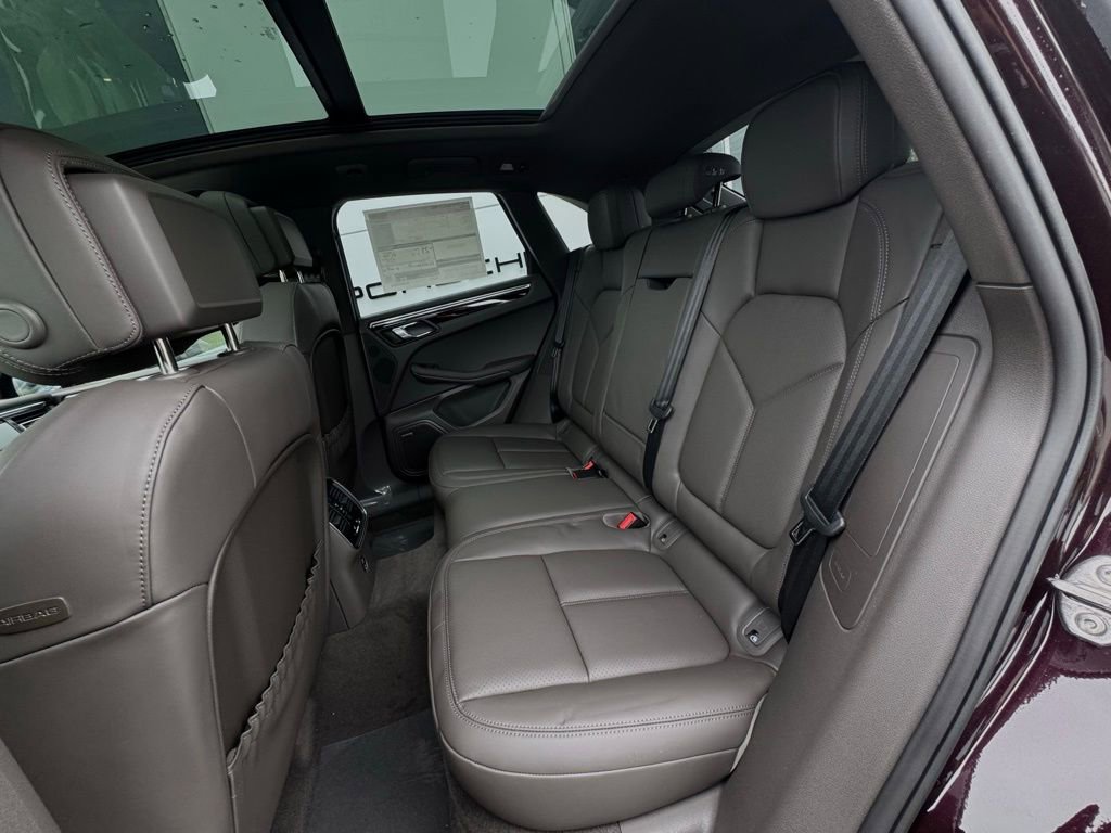 New 2025 Porsche Macan image 28