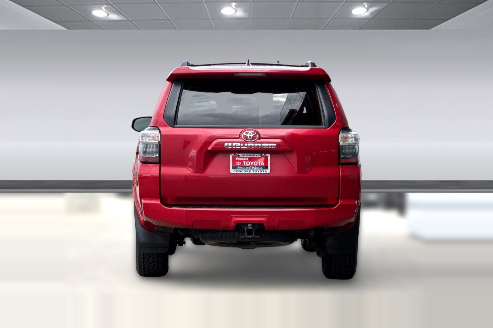 Certified 2024 Toyota 4Runner SR5 AWD/4WD image 8