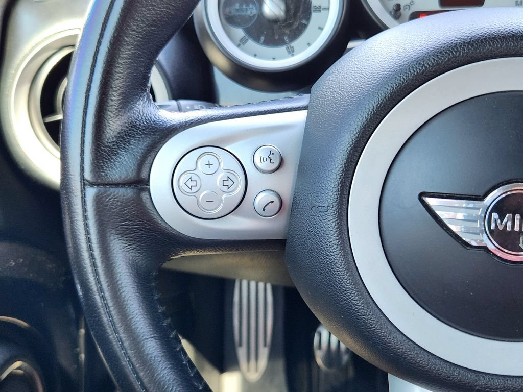 Used 2010 MINI Cooper John Cooper Works FWD image 15
