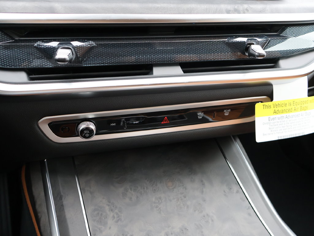 New 2027 BMW X7 xDrive40i AWD/4WD image 29