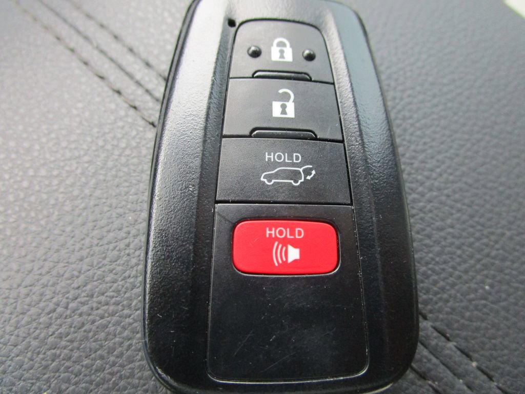 Used 2025 Toyota RAV4 Limited image 43