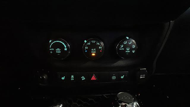 Used 2016 Jeep Wrangler Unlimited Sahara w/ Dual Top Group image 16