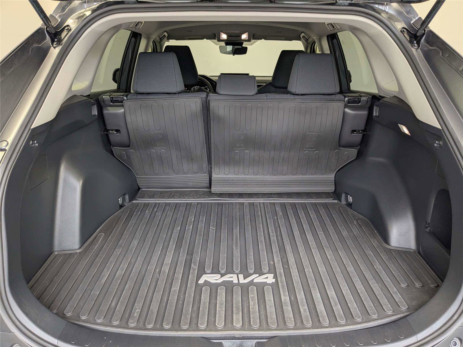 Certified 2025 Toyota RAV4 LE FWD image 8