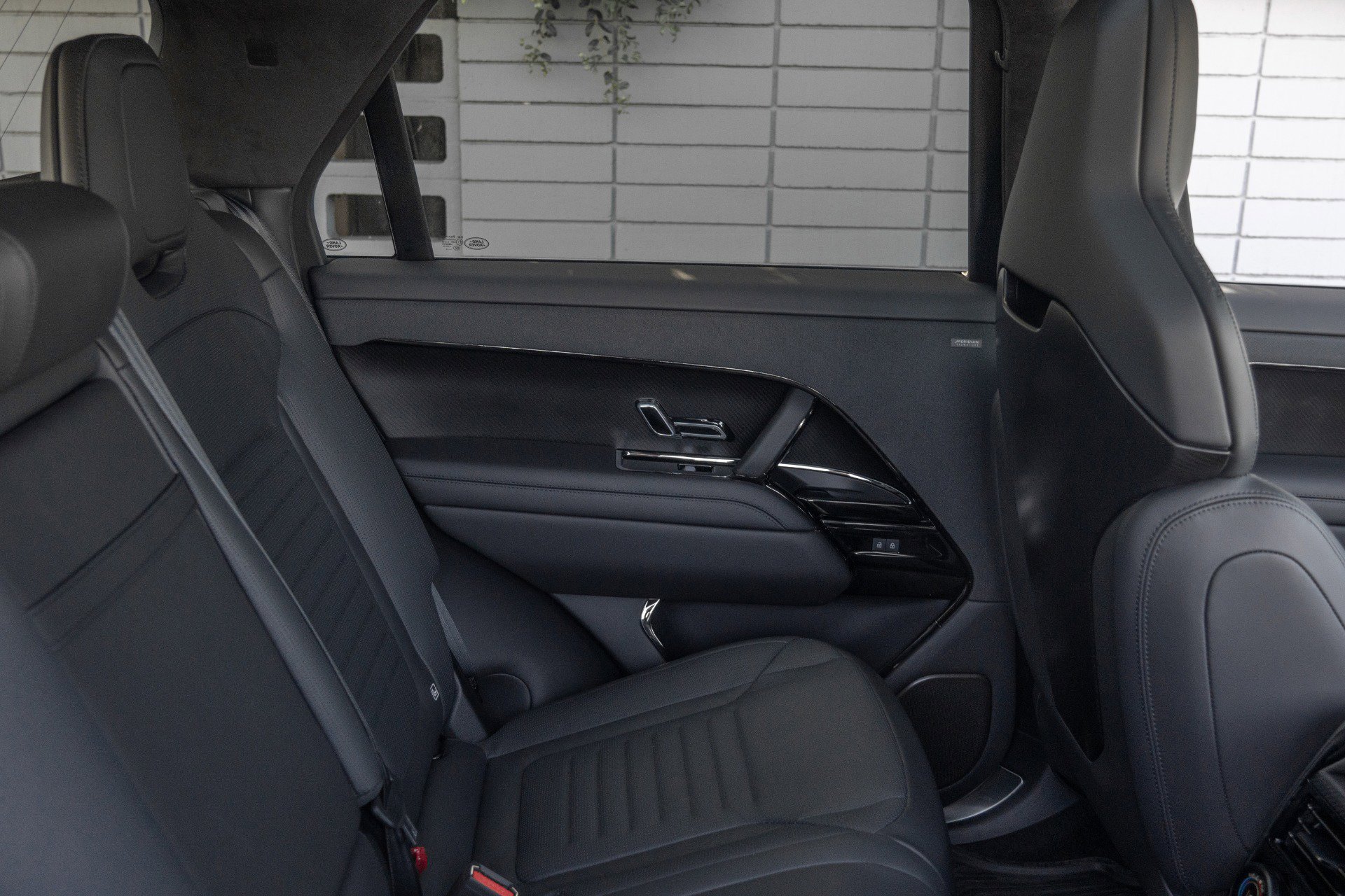 Used 2024 Land Rover Range Rover Sport image 42