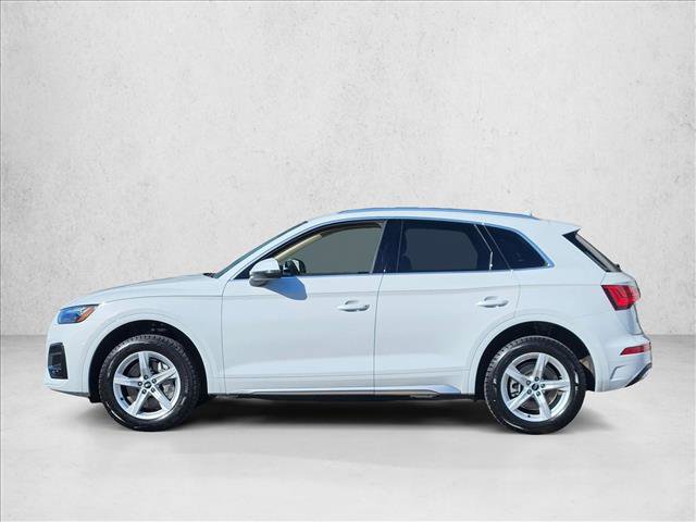 Used 2023 Audi Q5 2.0T Premium w/ Convenience Package AWD/4WD image 9