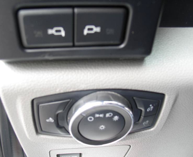 Used 2018 Ford F150 XL w/ Equipment Group 101A Mid AWD/4WD image 47