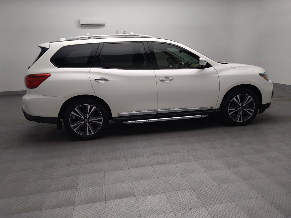 Used 2020 Nissan Pathfinder Platinum w/ Cargo Package FWD image 10