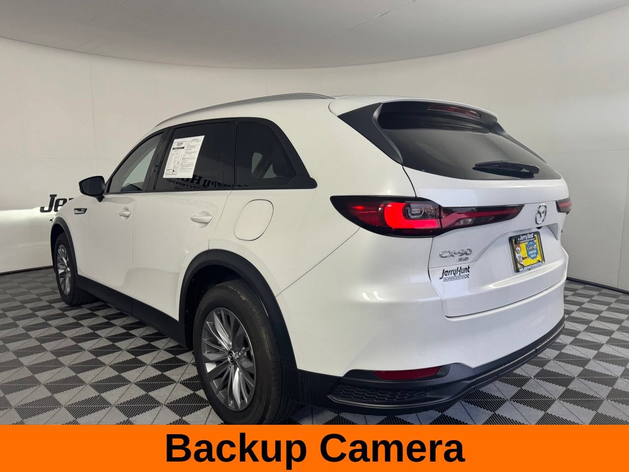 Used 2024 MAZDA CX-90 Plug-In Hybrid w/ Preferred AWD/4WD image 10